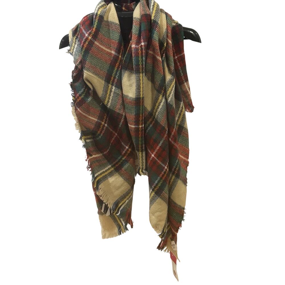 NWT Marley Lilly Plaid Scarf